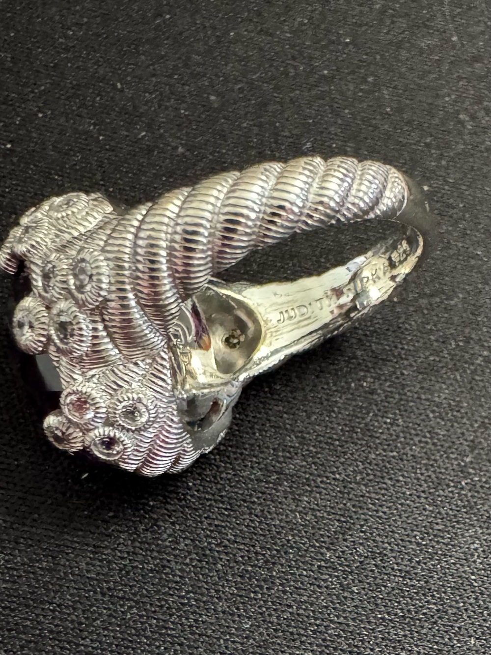 Judith Ripka 925 Sterling Silver Ring w/Faceted Oval Amethyst Gemstone.
Size 8 - Picture 9 of 10